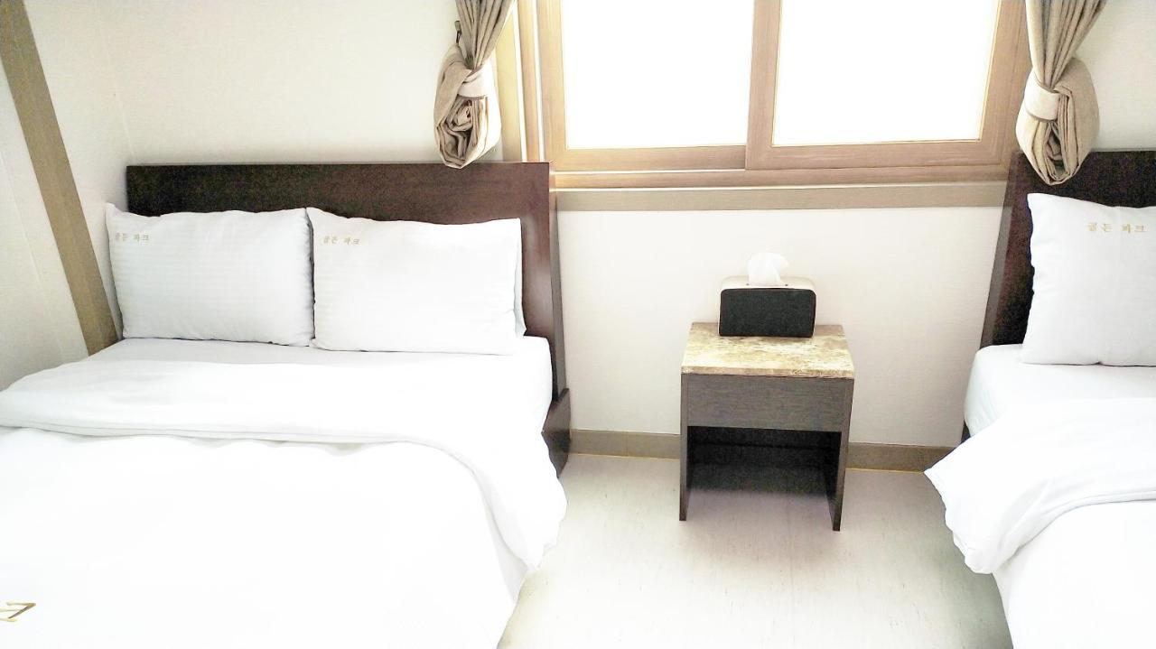 Golden Park Hotel Jeju Extérieur photo