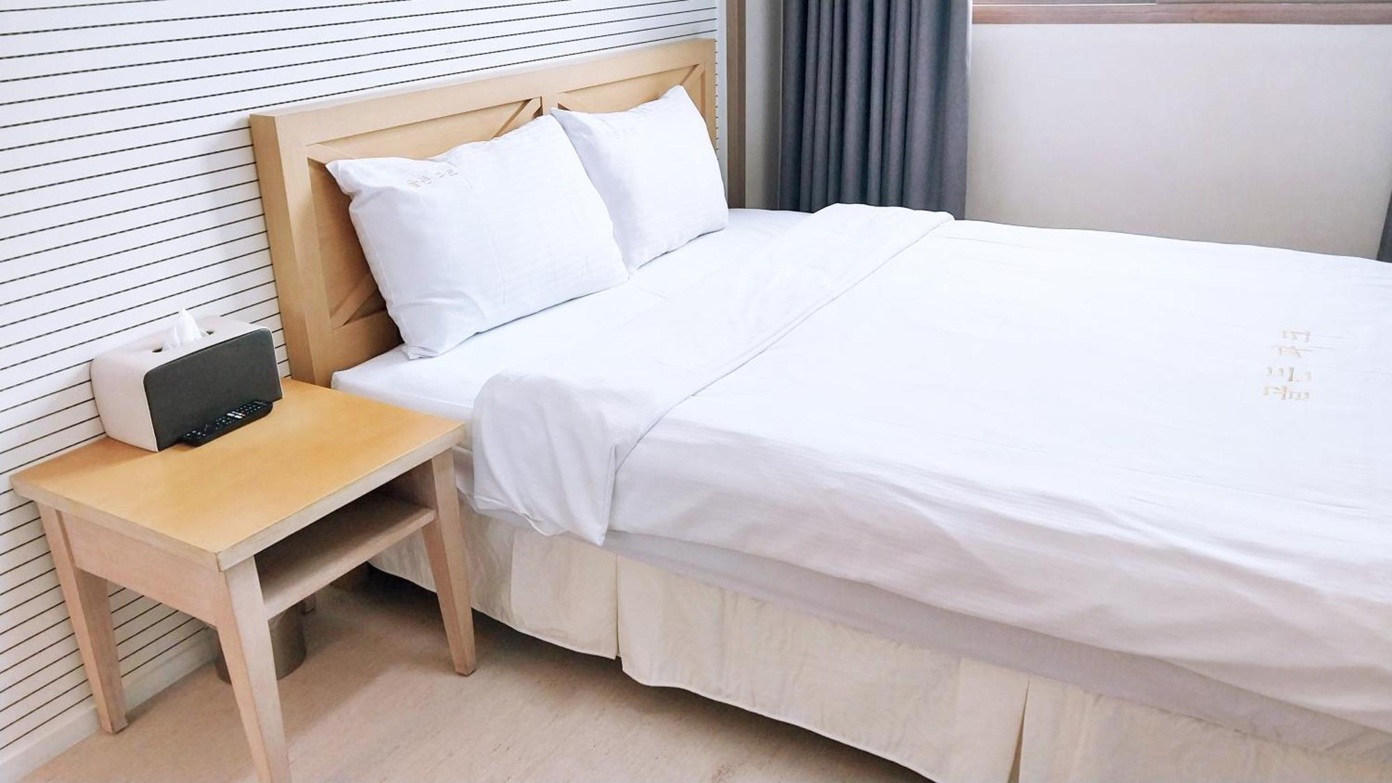 Golden Park Hotel Jeju Extérieur photo