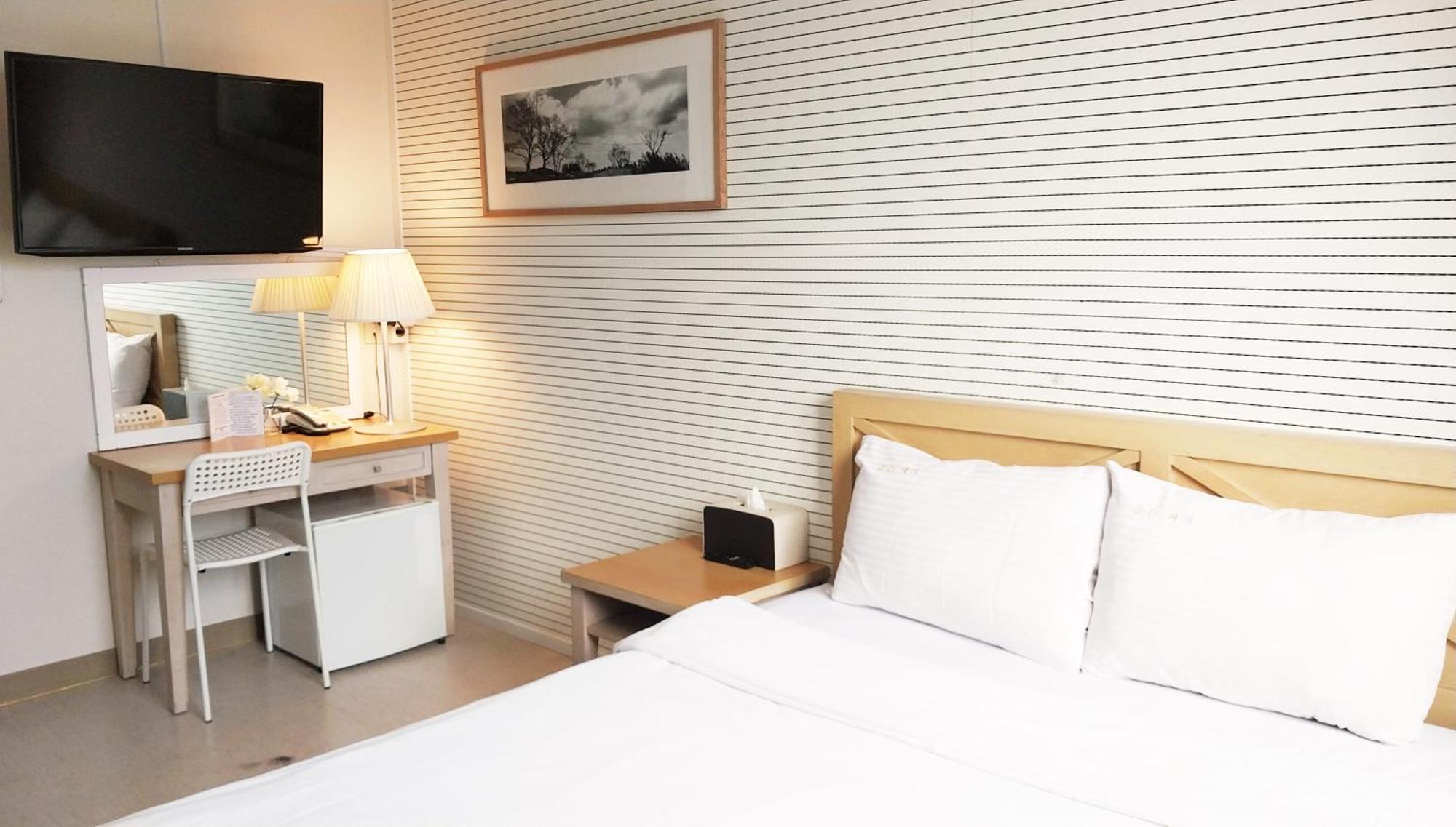 Golden Park Hotel Jeju Extérieur photo
